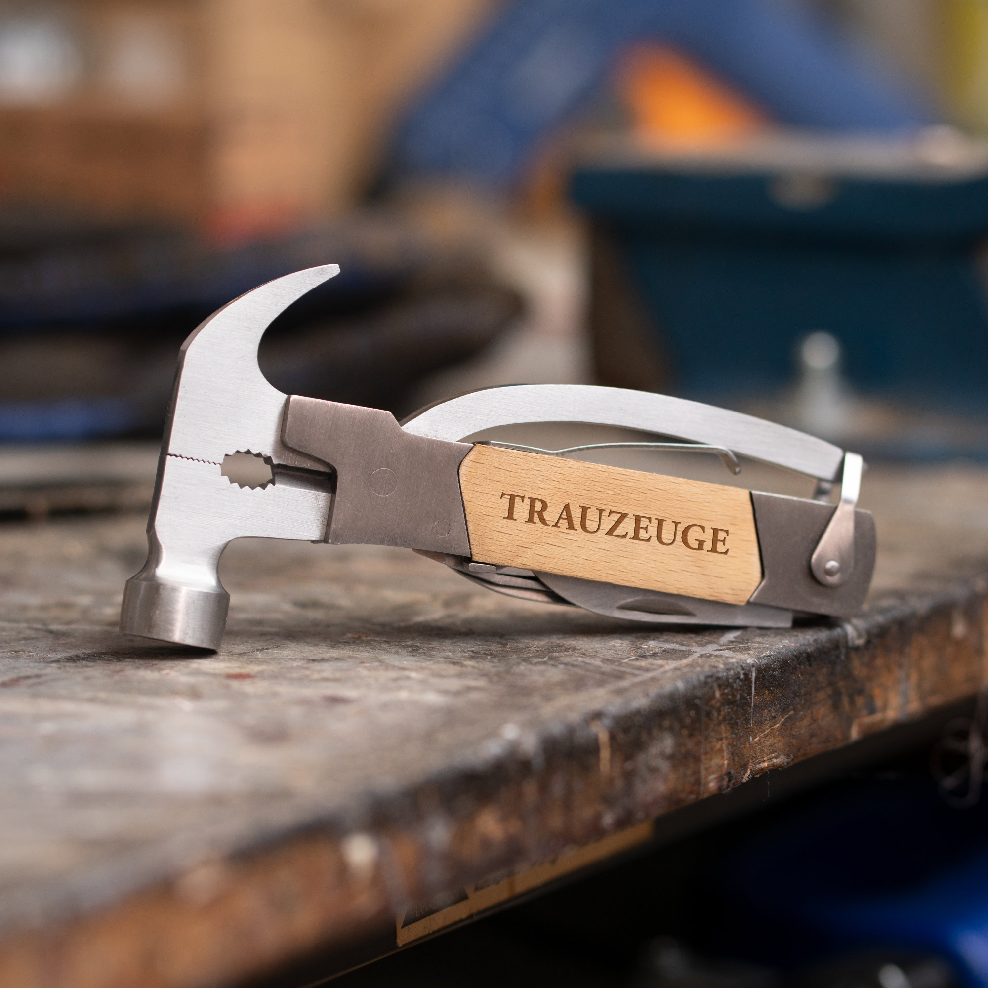 Multifunktionswerkzeug - 10in1 Multitool für den Trauzeugen