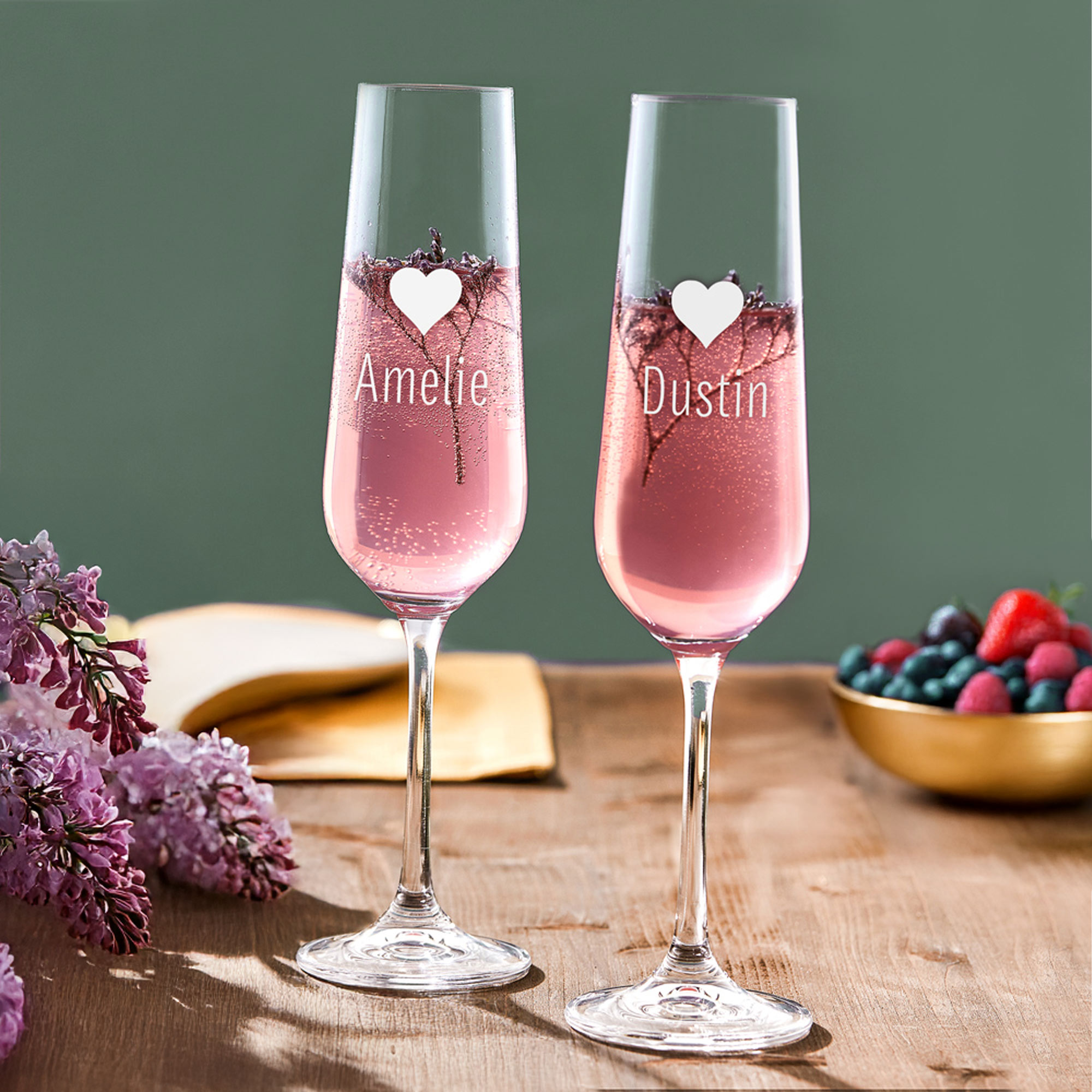 Sektgläser mit Herz Motiv - graviert Sektgläser mit Herz Motiv - graviert