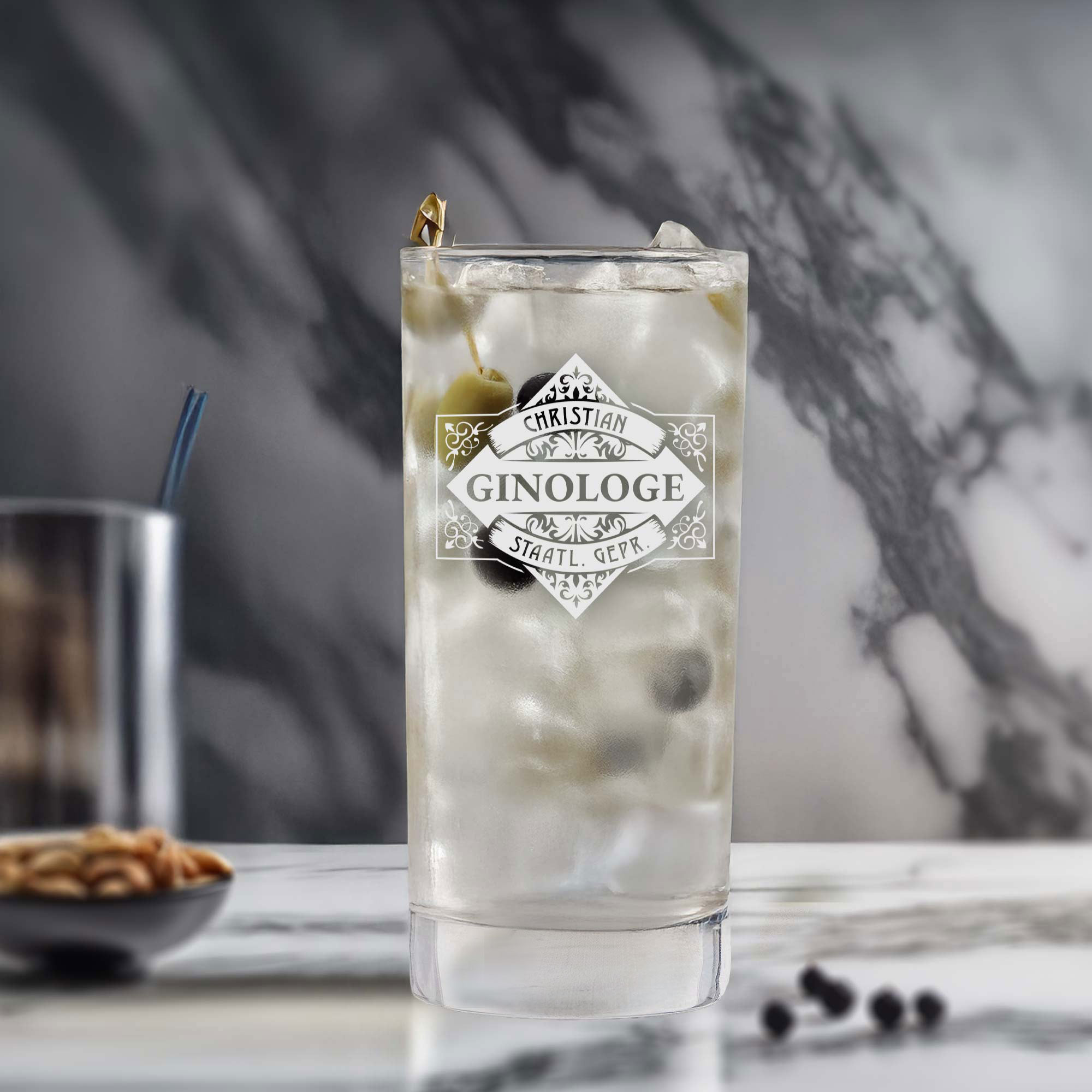 Cocktailglas mit Gravur - Ginologe Cocktailglas mit Gravur - Ginologe