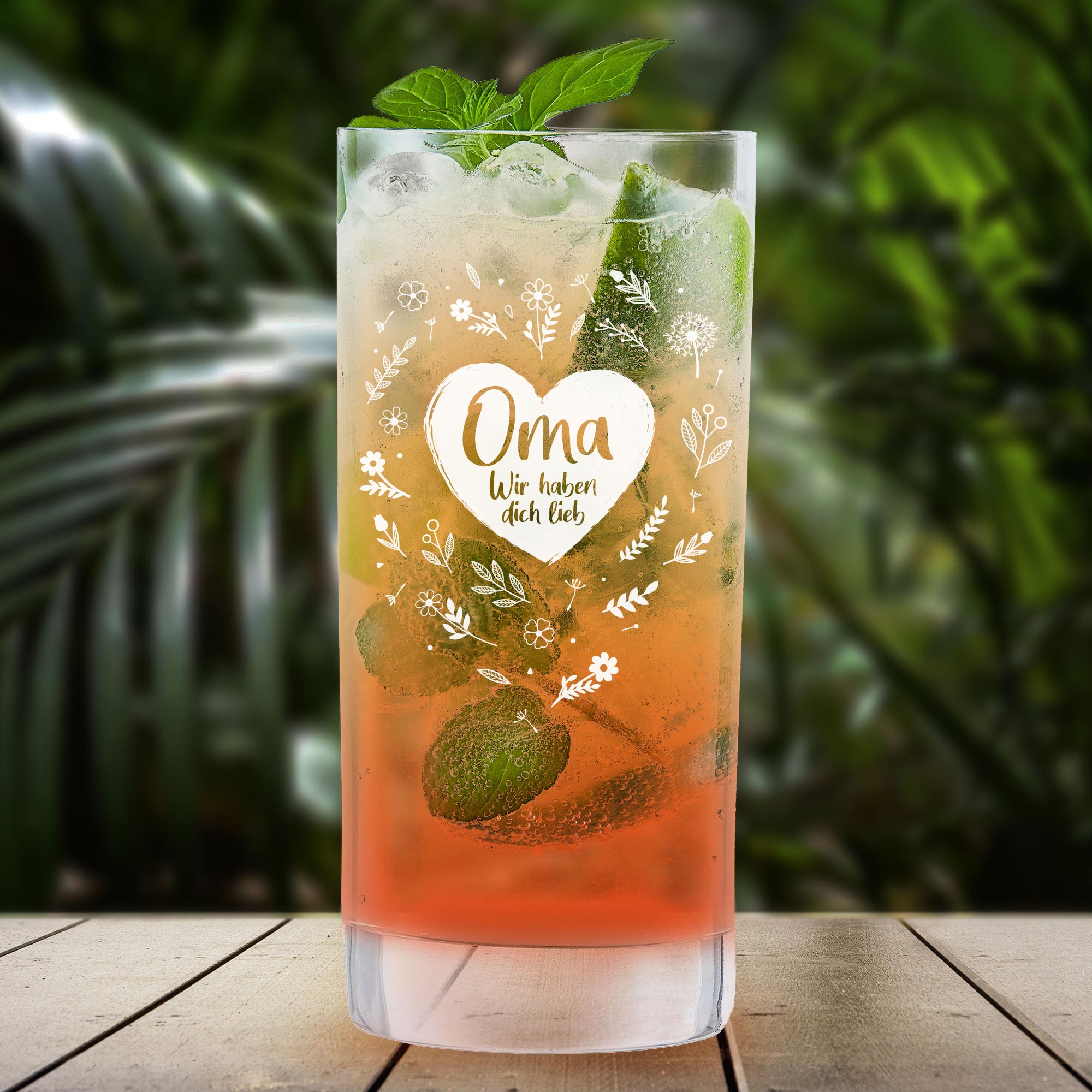 Wasserglas mit Gravur - Blumenherz Oma