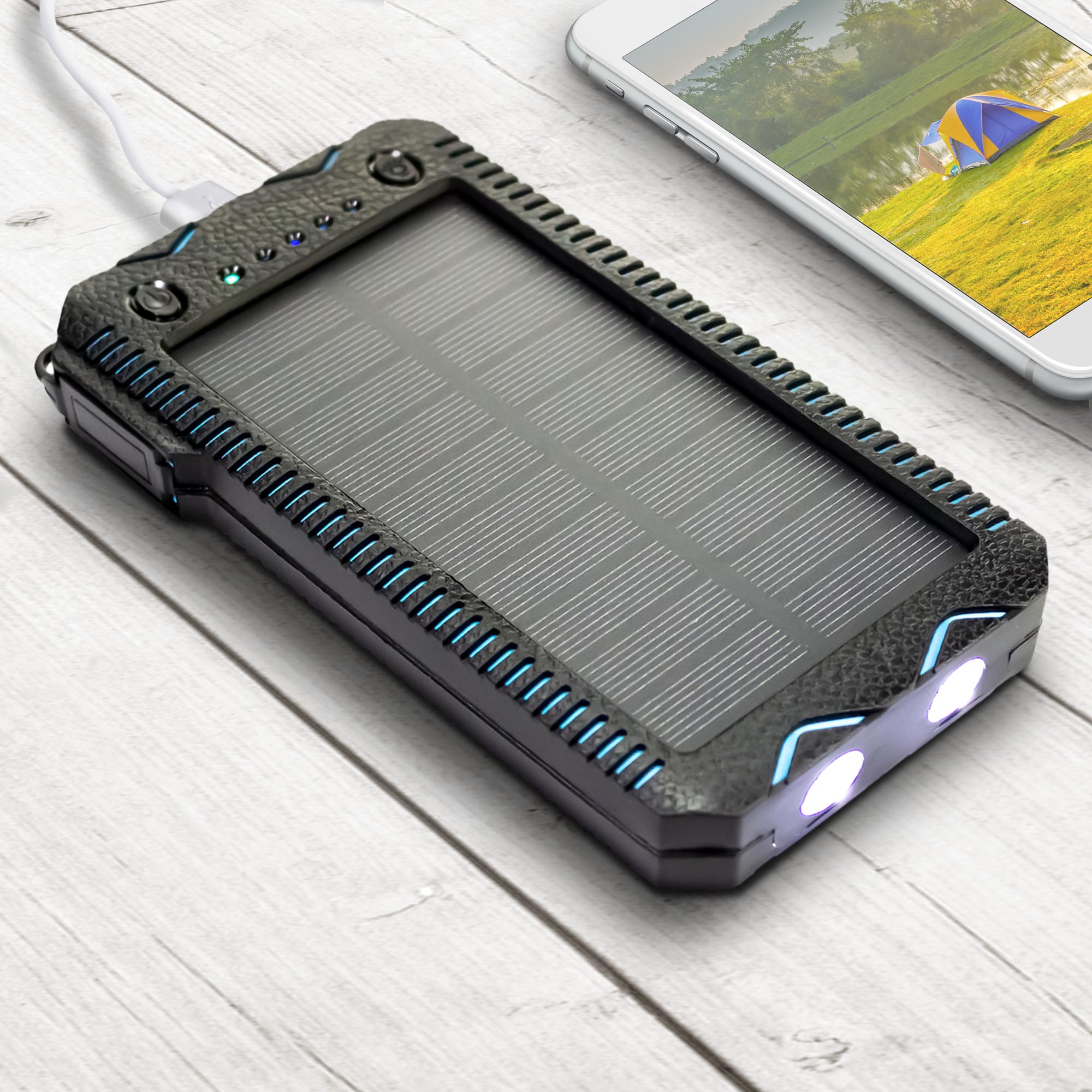 Solar Powerbank mit Taschenlampe Solar Powerbank mit Taschenlampe