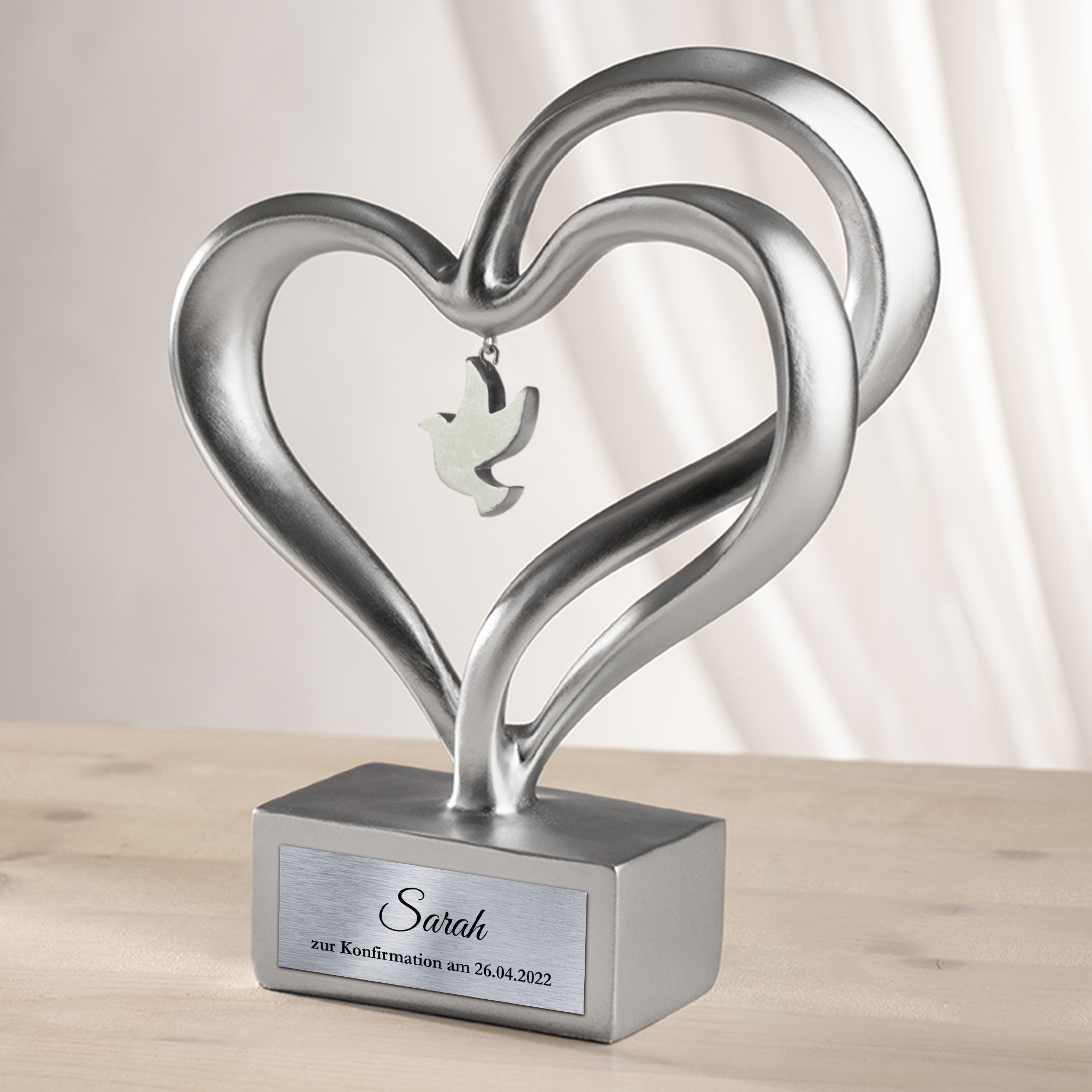 Personalisierte Silber Herz Skulptur zur Konfirmation