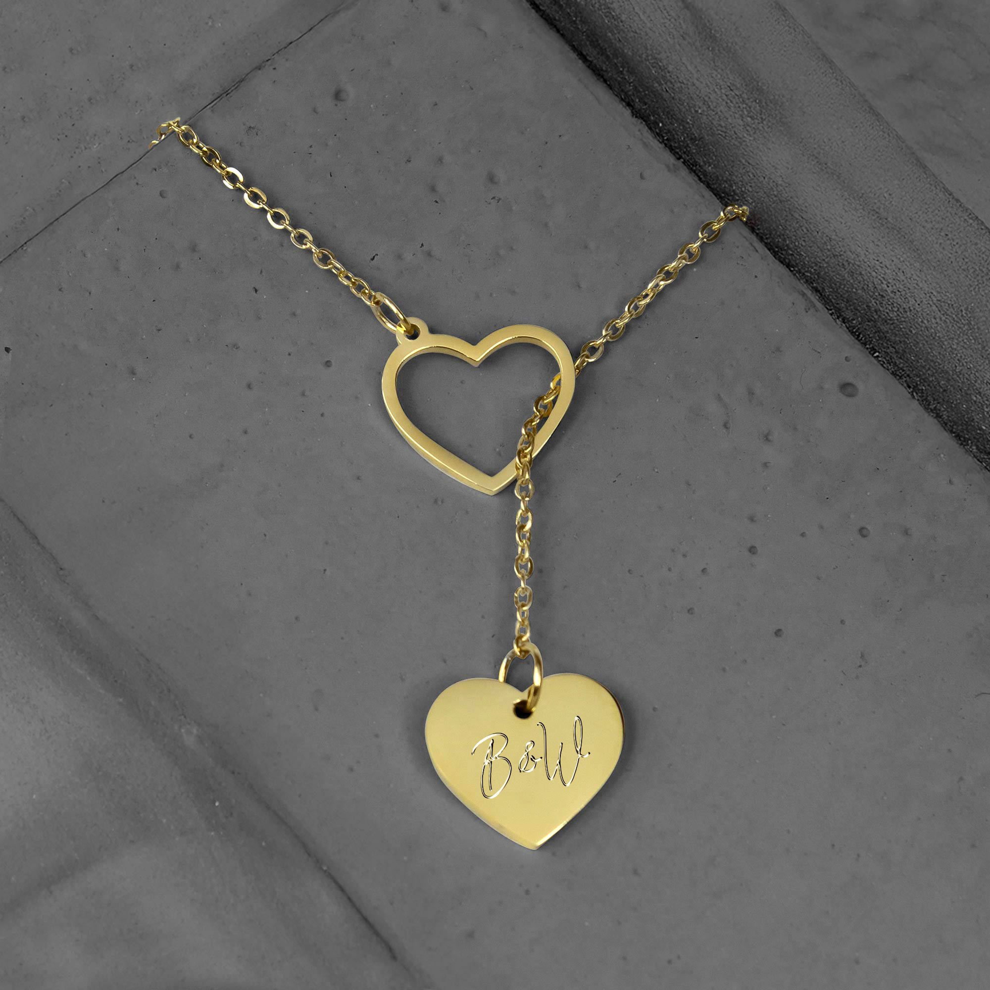 Y Kette mit zwei Herzen in Gold - Initialen Gravur Y Kette mit zwei Herzen in Gold - Initialen Gravur