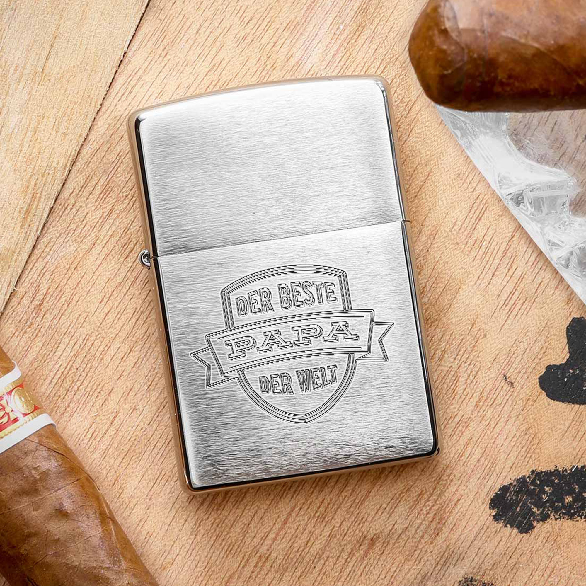 Zippo Feuerzeug mit Gravur - Bester Papa 0028-0008-DE-0001 Zippo Feuerzeug mit Gravur - Bester Papa 0028-0008-DE-0001