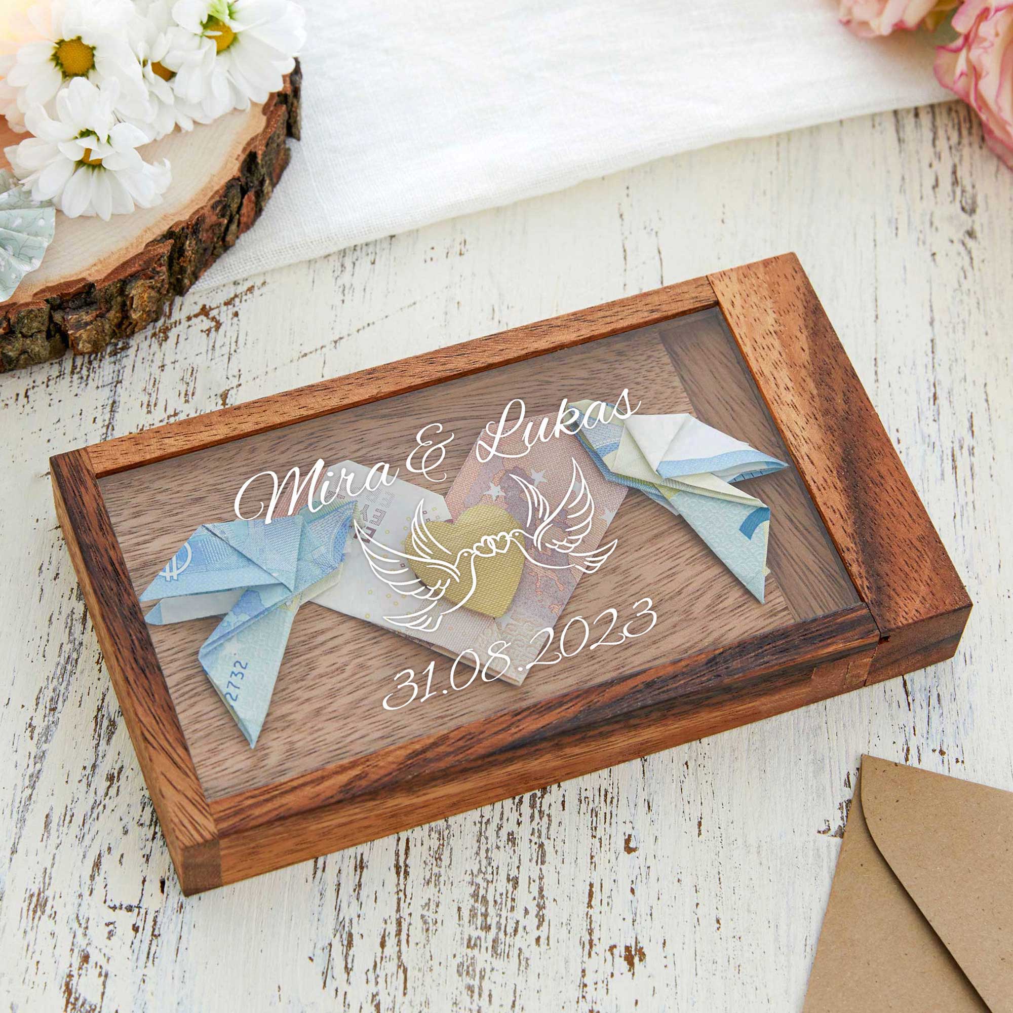 Magische Geldgeschenkbox - Liebestauben Gravur