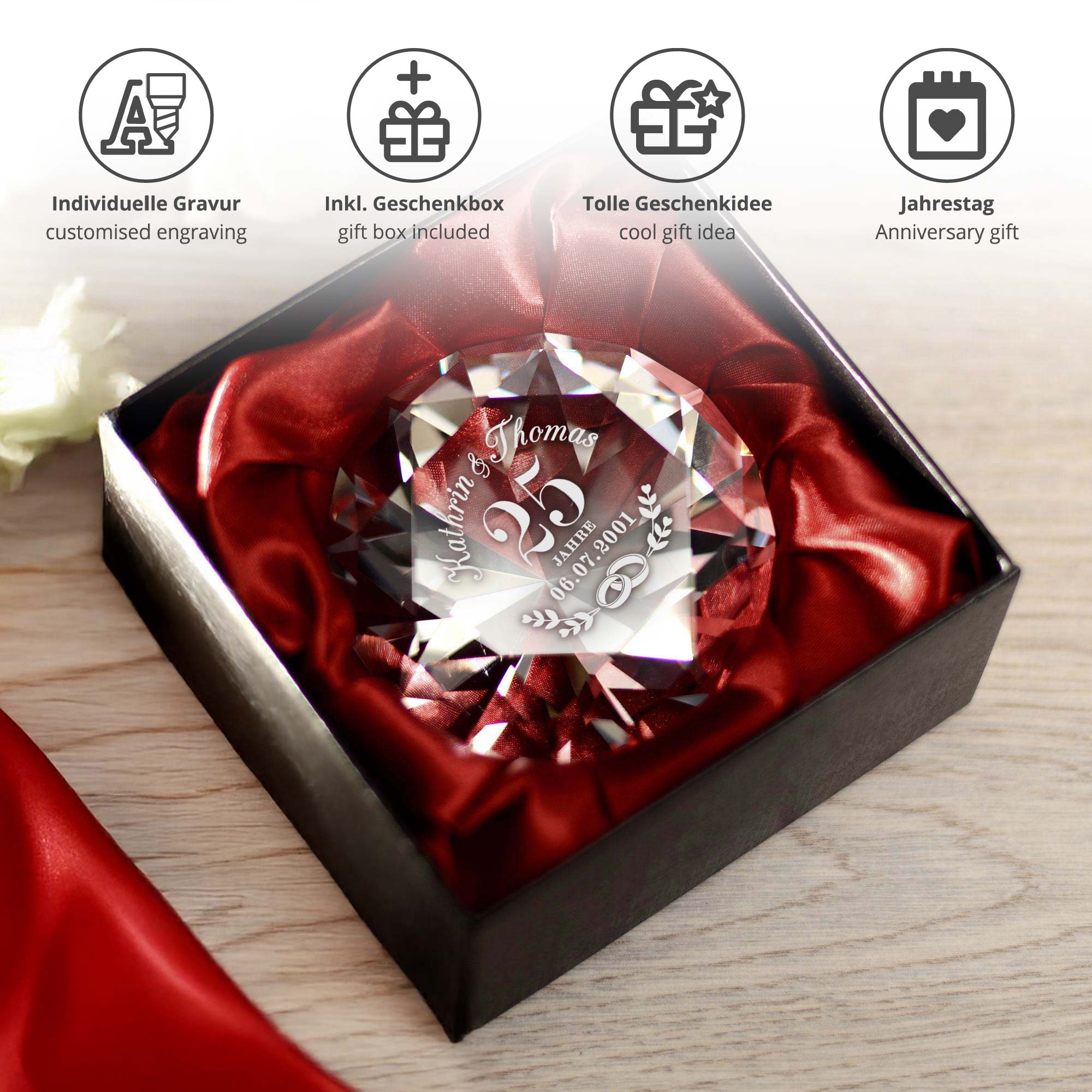 Diamant Kristall mit Gravur zur Silberhochzeit und Ring Displayständer Silber