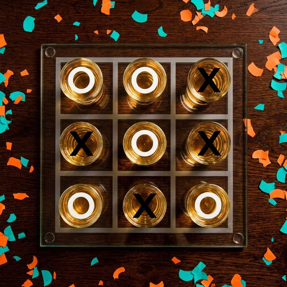 Party Trinkspiel - Tic-Tac-Toe Party Trinkspiel - Tic-Tac-Toe