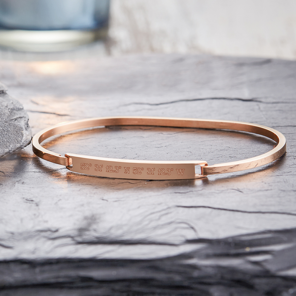 Armreif Rosegold mit Gravur - Geokoordinaten 3549