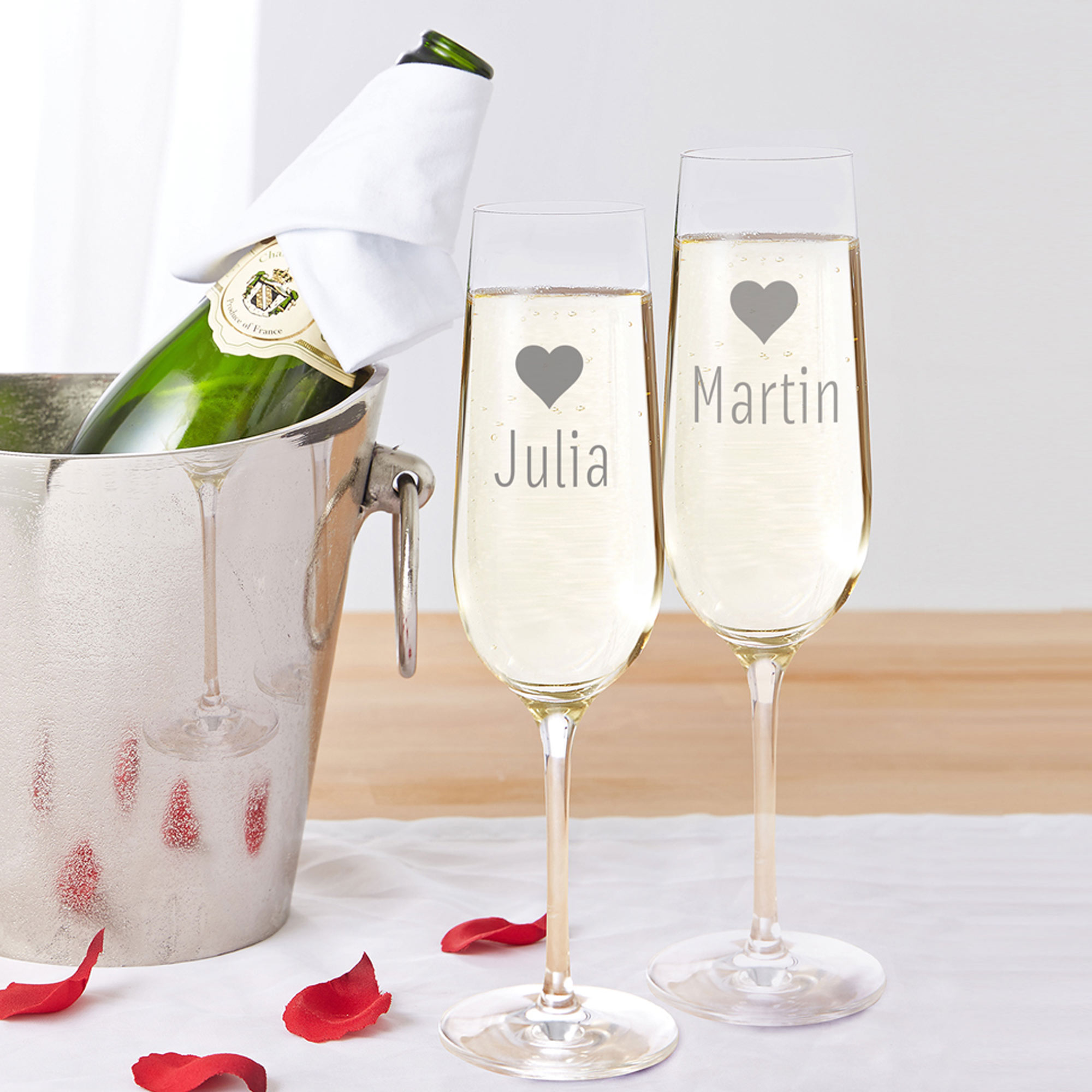 Sektgläser mit Herz Motiv - graviert Sektgläser mit Herz Motiv - graviert