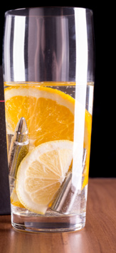Eiswürfel Patronen aus Metall