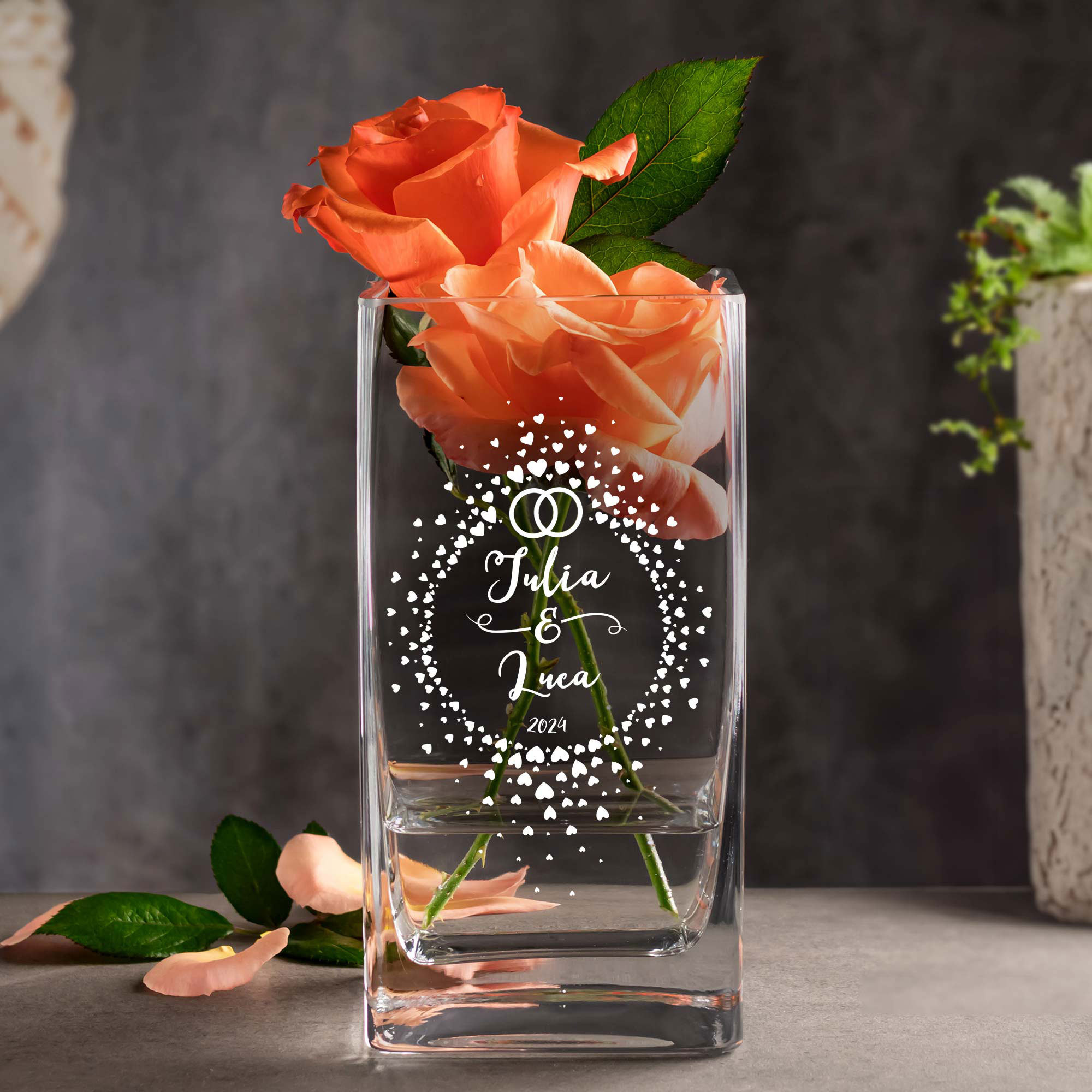 Vase zur Hochzeit - Kreis aus Herzen Gravur