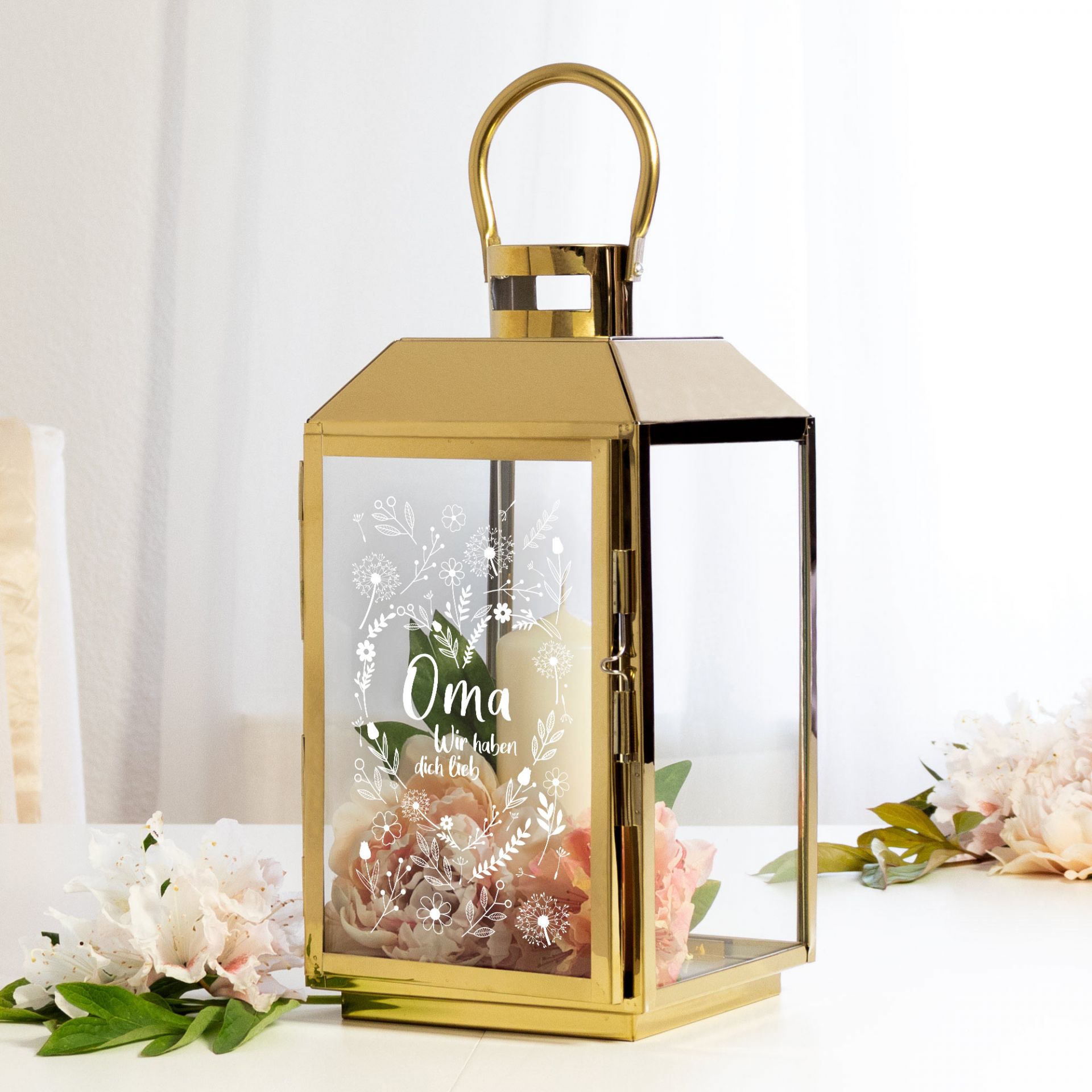 Gold Laterne mit Gravur Blumenherz Oma Windlicht