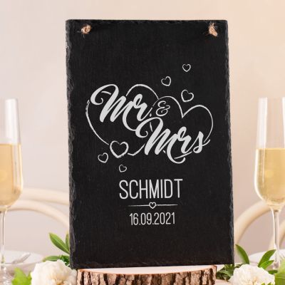 Große Schiefertafel mit Gravur - Mr and Mrs