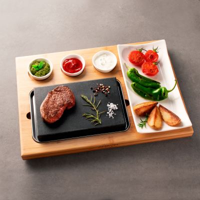 Lavastein Grill Set mit Bambusplatte und Servierschalen