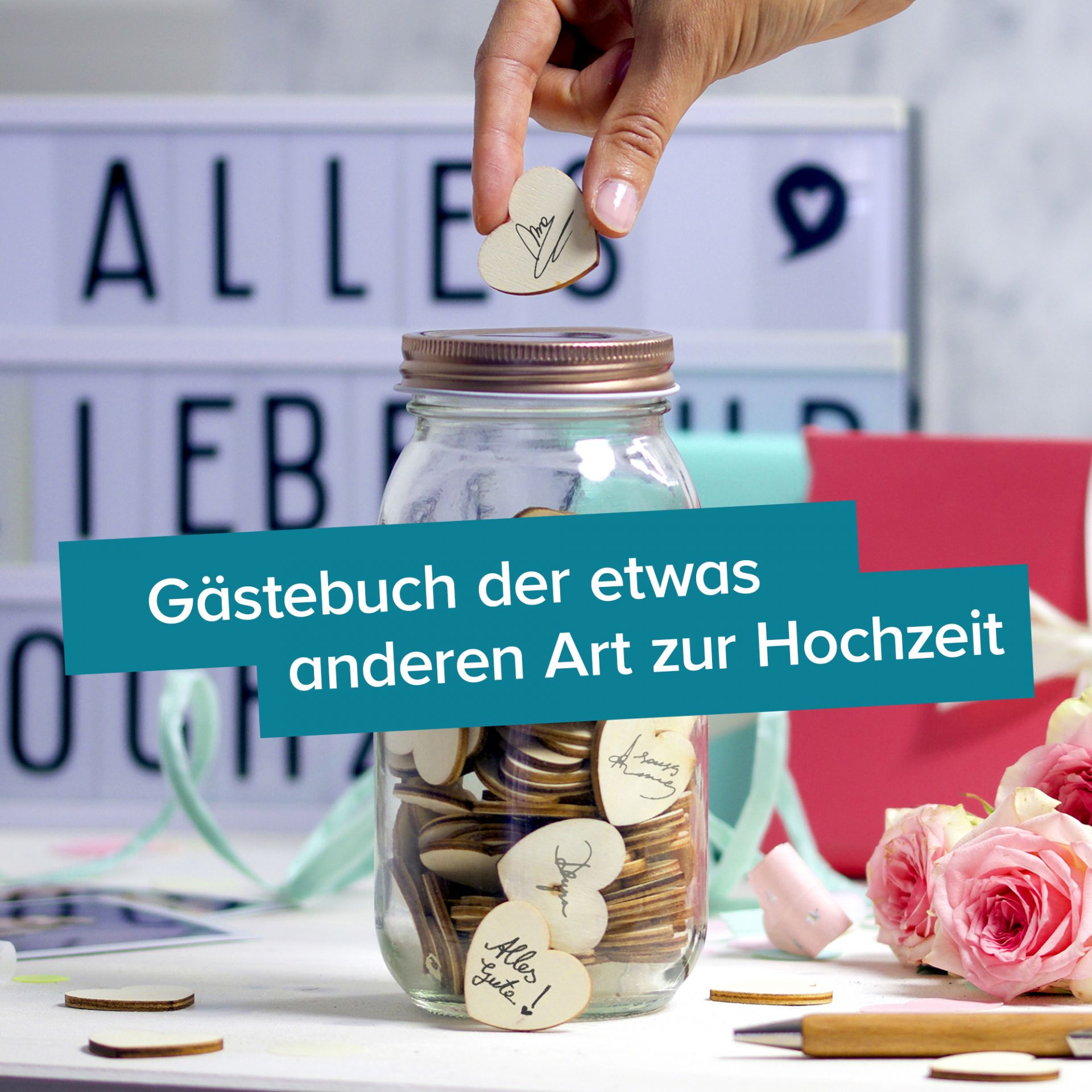 Hochzeitsgästebuch Wunschglas mit 100 Herzchen aus Holz