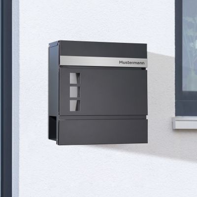 Briefkasten mit Fenstern
