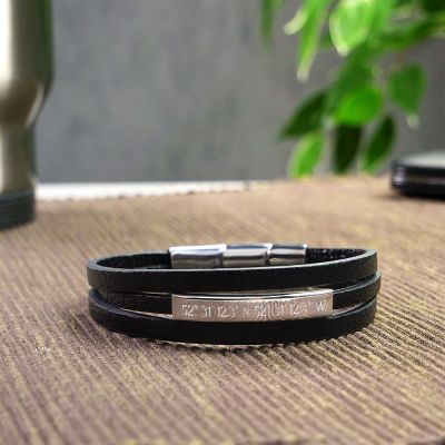 Gewickeltes Lederarmband schwarz - Geokoordinaten
